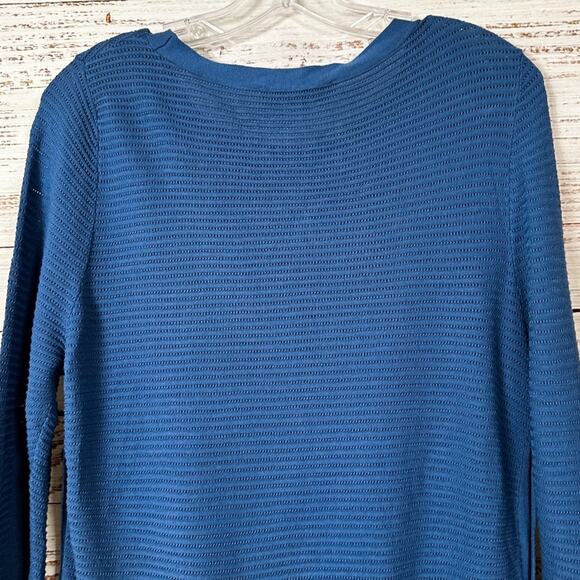 Ann Taylor LOFT Blue Sweater with Side Buttons, EUC, Size Medium, MSRP $89 - Picture 10 of 11